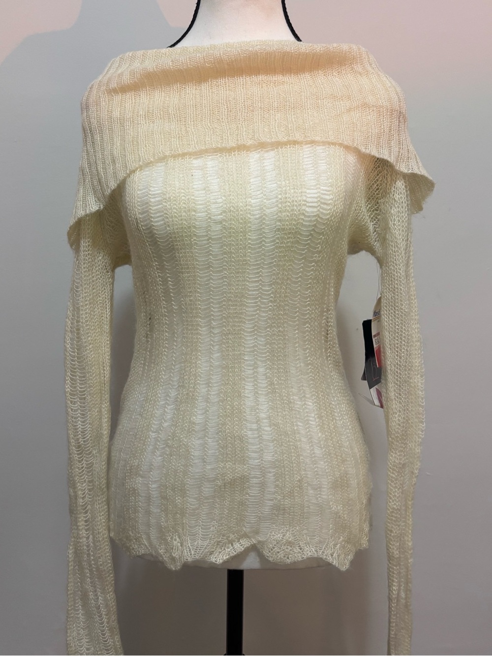 deadstock vintage off the shoulder top